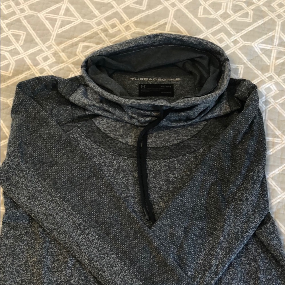 Underarmour, heat gear, thumb holes, light weight